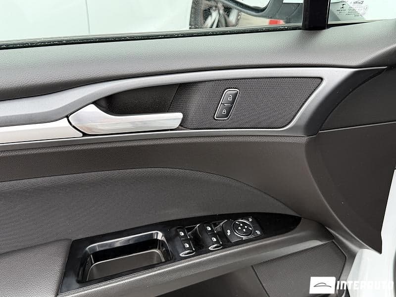 Ford Mondeo 2016 — Миниатюра 14