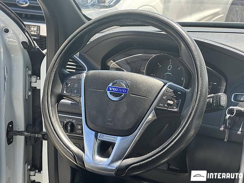 Volvo XC 60 2014 — Миниатюра 7