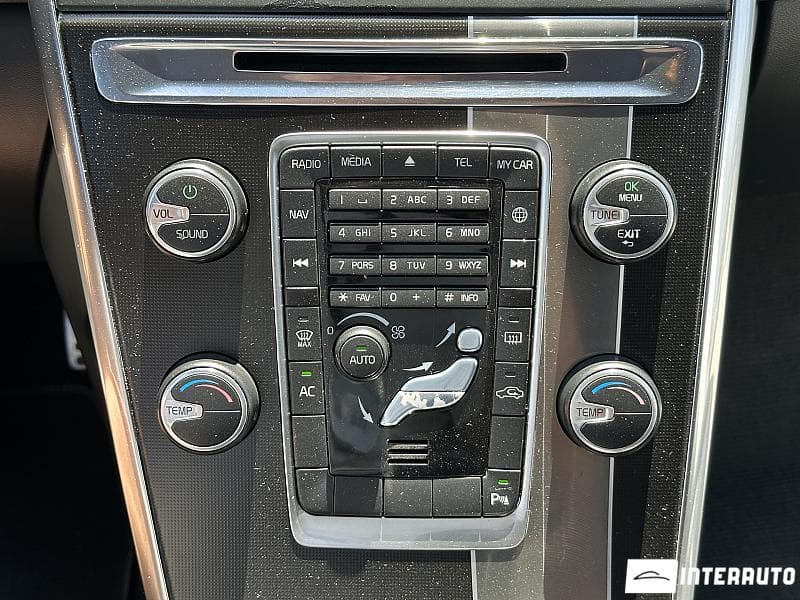 Volvo XC 60 2014 — Миниатюра 10