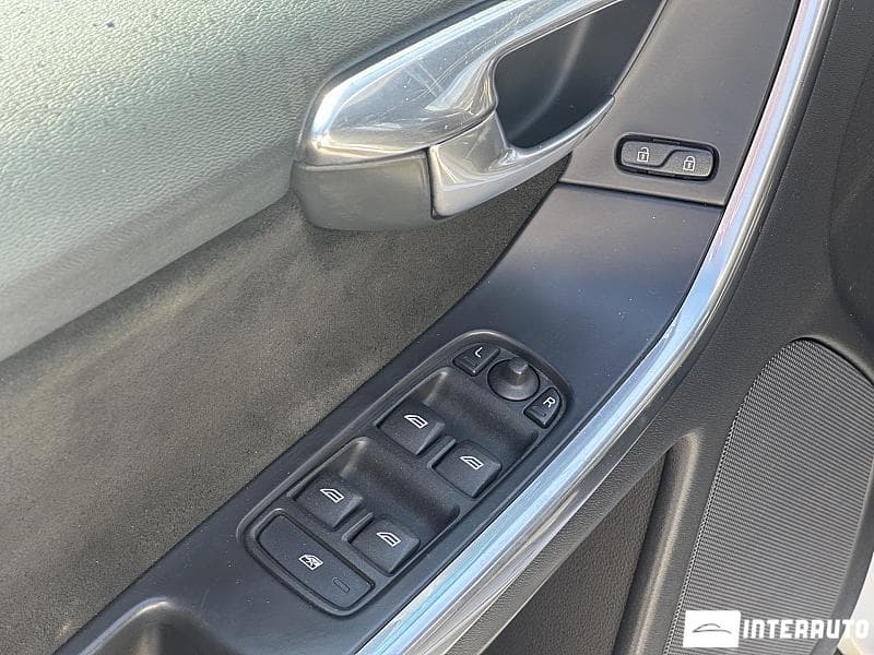 Volvo XC 60 2014 — Миниатюра 16