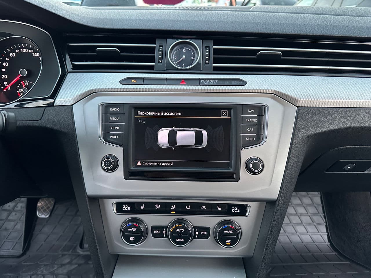 Volkswagen Passat 2015 — Миниатюра 10