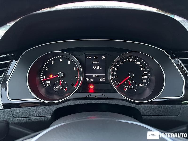Volkswagen Passat 2015 — Миниатюра 9