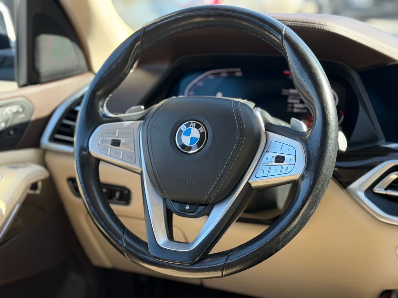 BMW X7 4.0i 2019 — Миниатюра 16