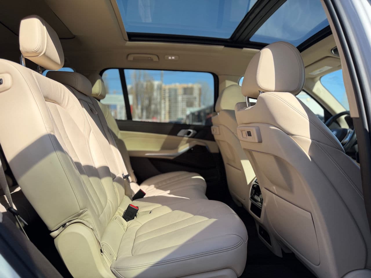 BMW X7 4.0i 2019 — Миниатюра 24