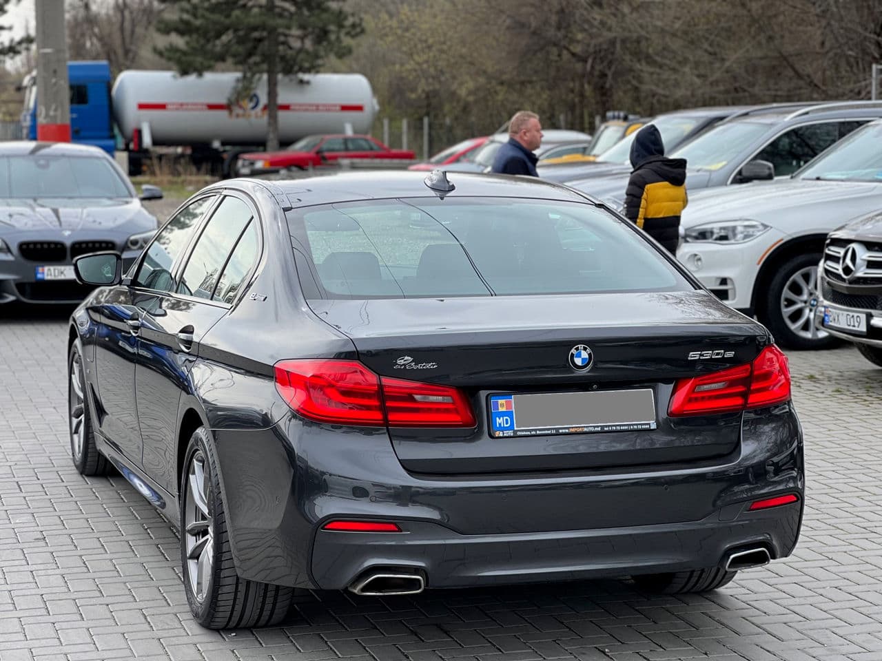 BMW 530e 2018 — Миниатюра 4