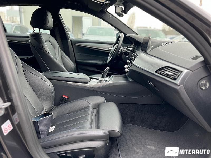 BMW 530e 2018 — Миниатюра 20