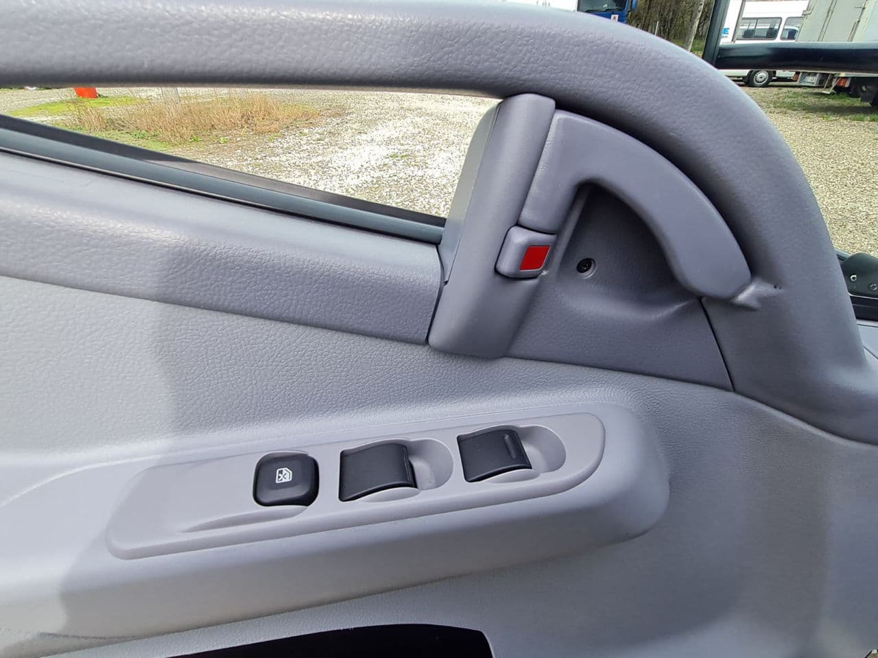Mitsubishi Canter 2014 — Миниатюра 9