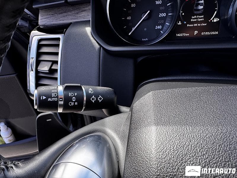 Land Rover Discovery 2017 — Миниатюра 16