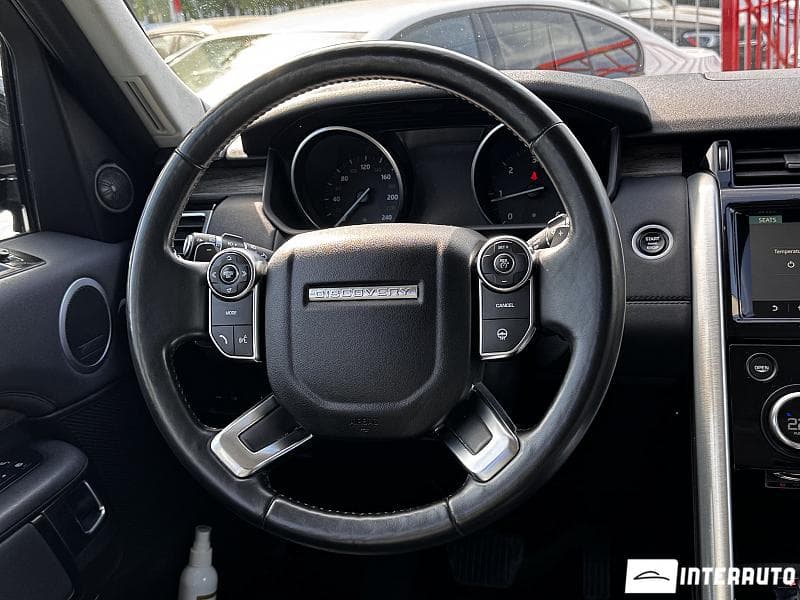 Land Rover Discovery 2017 — Миниатюра 8