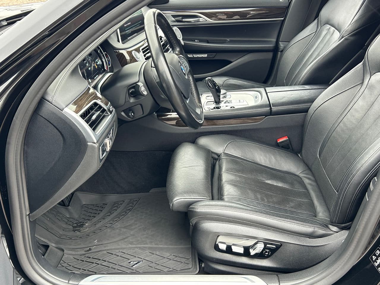 BMW 730 2018 — Миниатюра 9