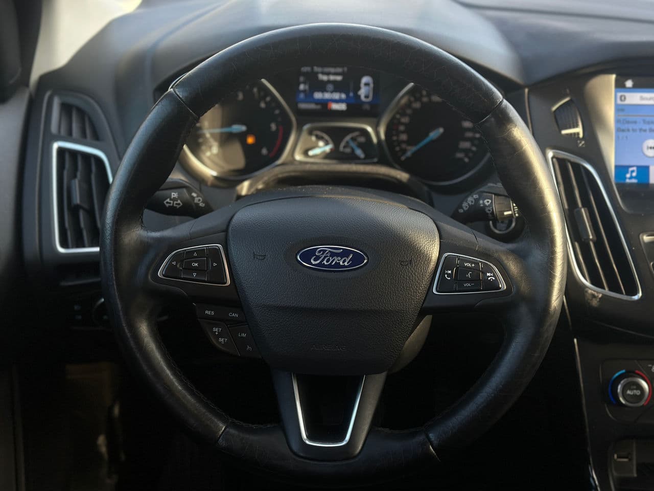 Ford Focus 2018 — Миниатюра 8