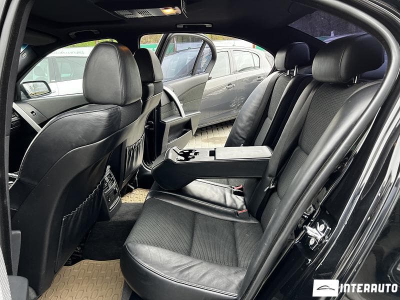 BMW 525 2004 — Миниатюра 17