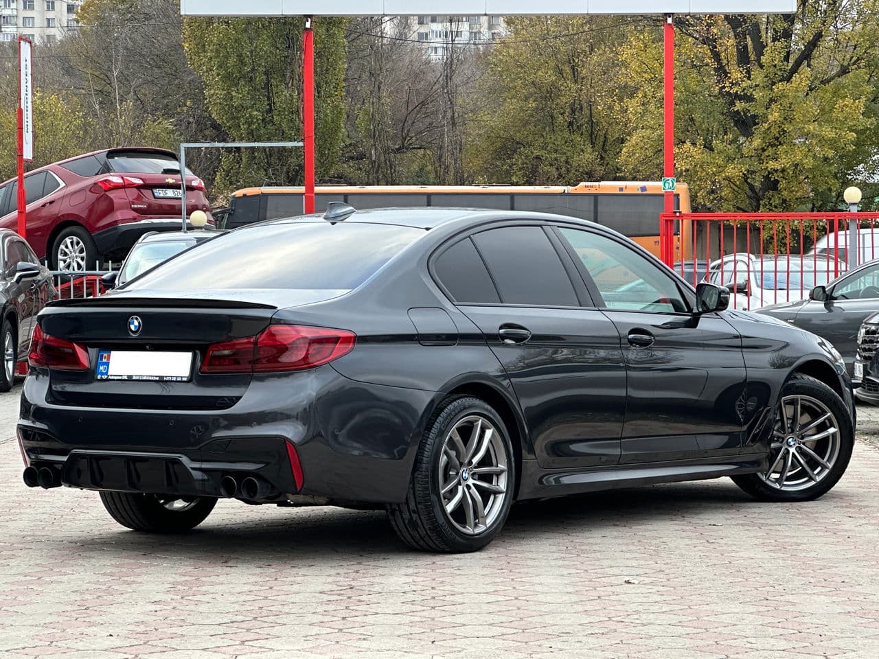 BMW 530e 2017 — Миниатюра 2