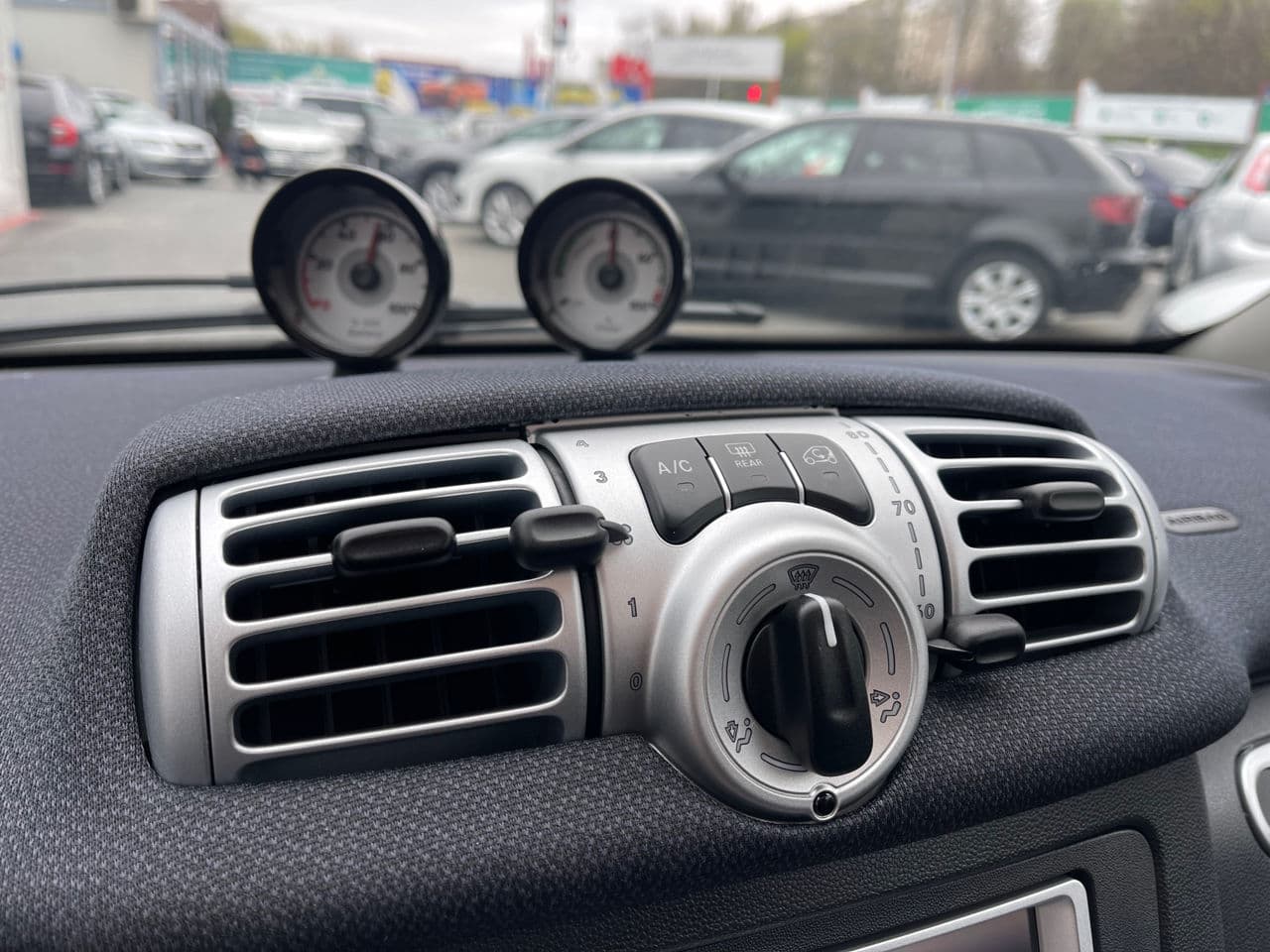 Smart Fortwo 2013 — Миниатюра 9