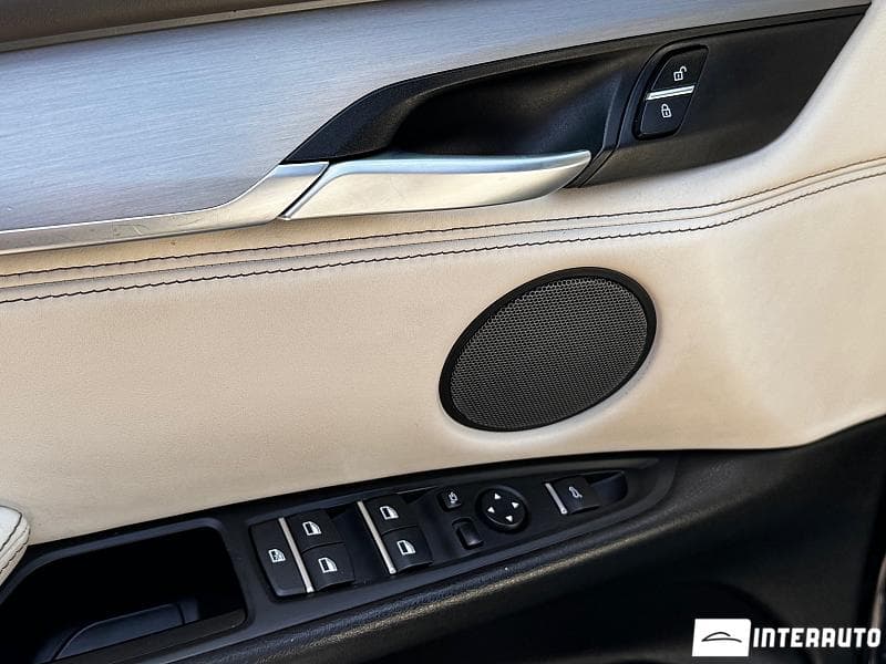BMW X5 4.0e 2016 — Миниатюра 13