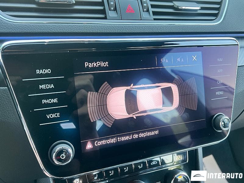 Skoda Superb 2019 — Миниатюра 12