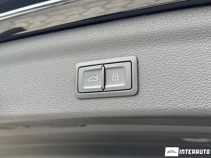 Audi Q3 2021 — Миниатюра 23