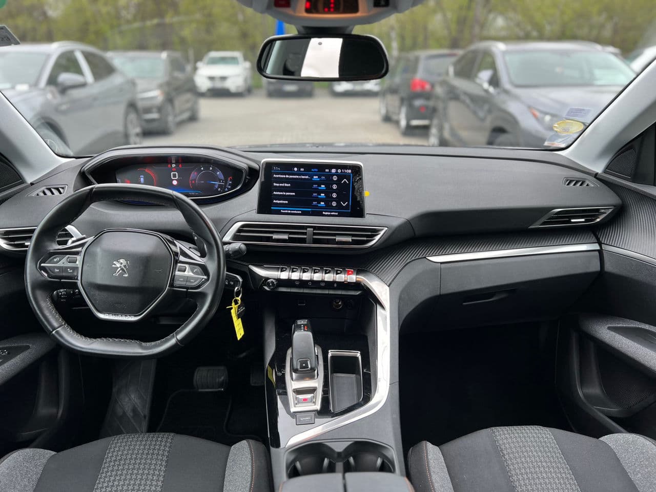 Peugeot 3008 2018 — Миниатюра 21