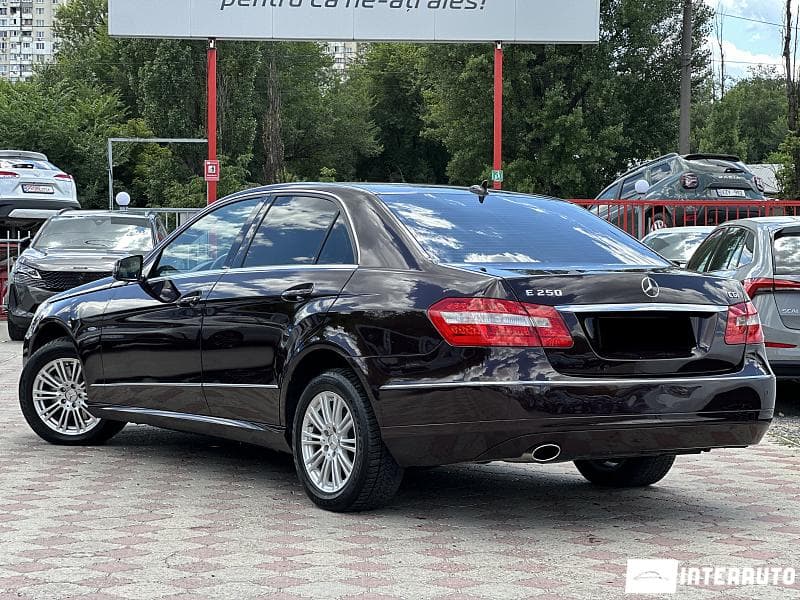Mercedes E 250 2010 — Миниатюра 3