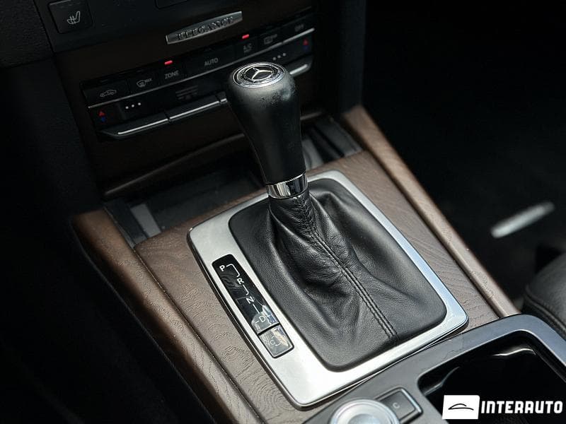 Mercedes E 250 2010 — Миниатюра 11