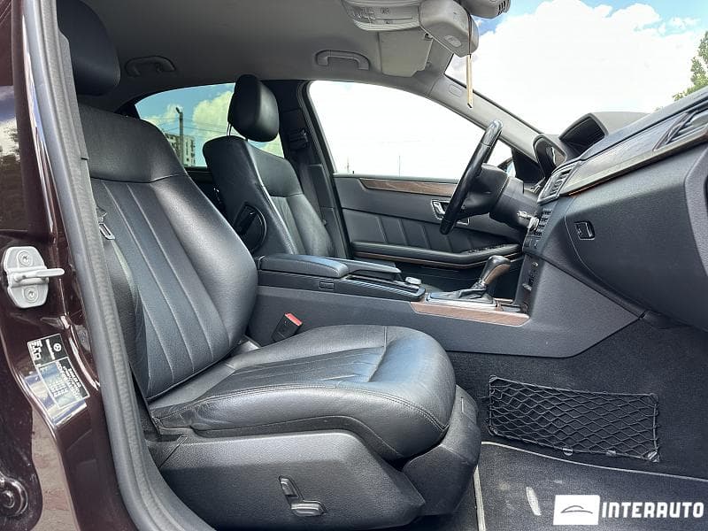 Mercedes E 250 2010 — Миниатюра 12