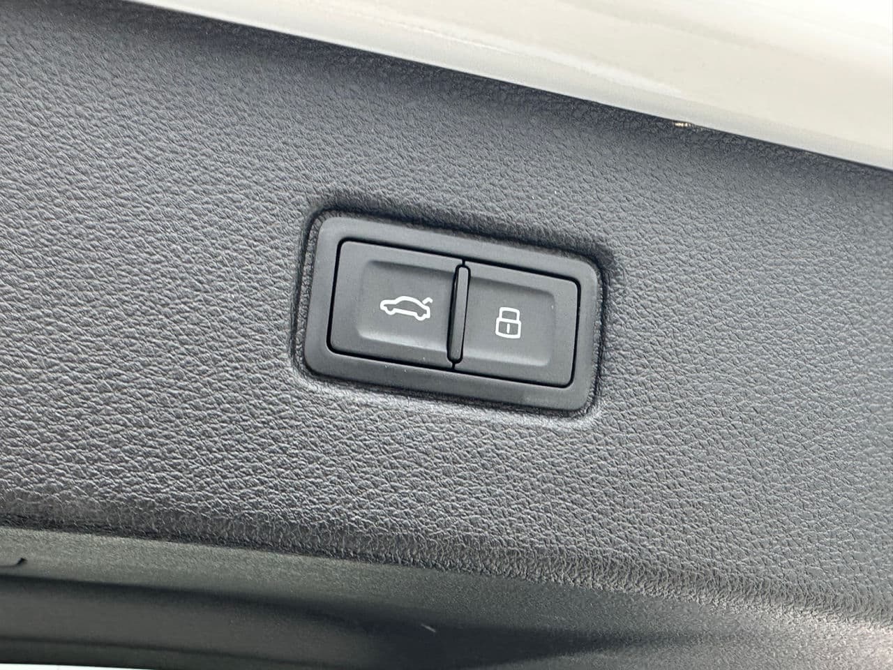 Audi Q7 2020 — Миниатюра 19