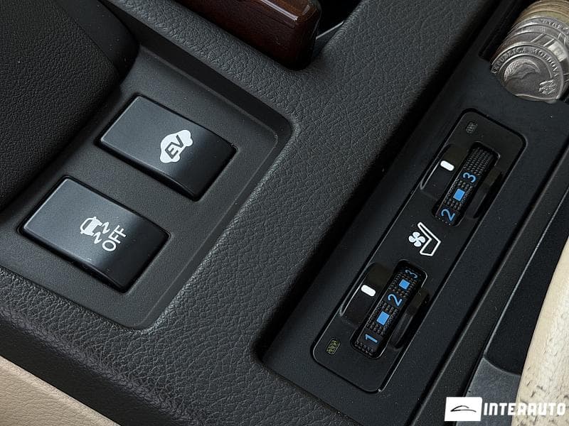 Lexus RX 450h 2012 — Миниатюра 16