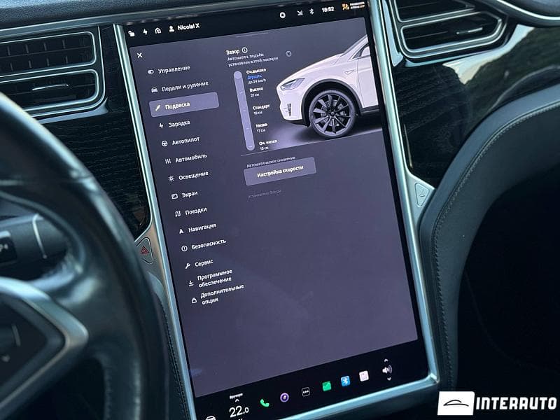 Tesla Model X 2017 — Миниатюра 12