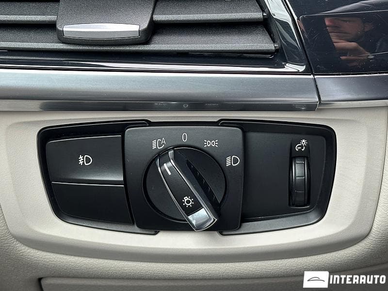 BMW X5 4.0e 2017 — Миниатюра 16
