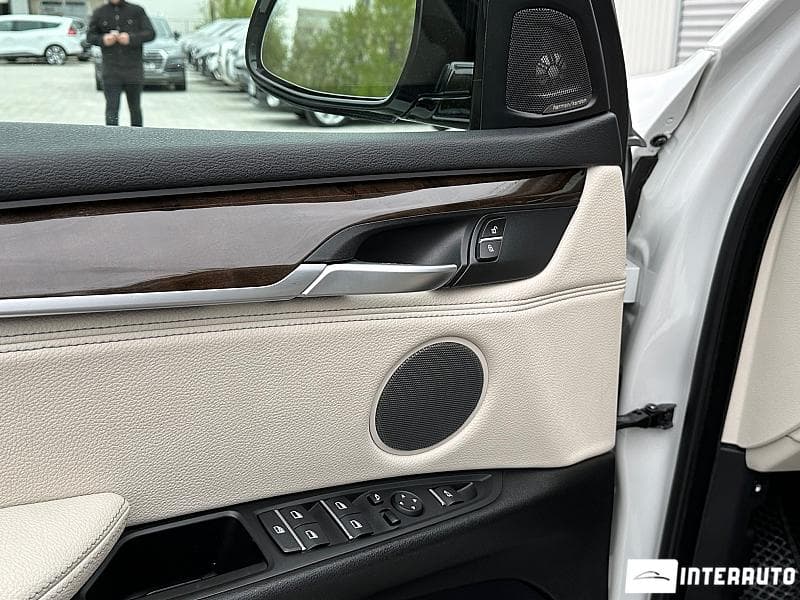 BMW X5 4.0e 2017 — Миниатюра 18