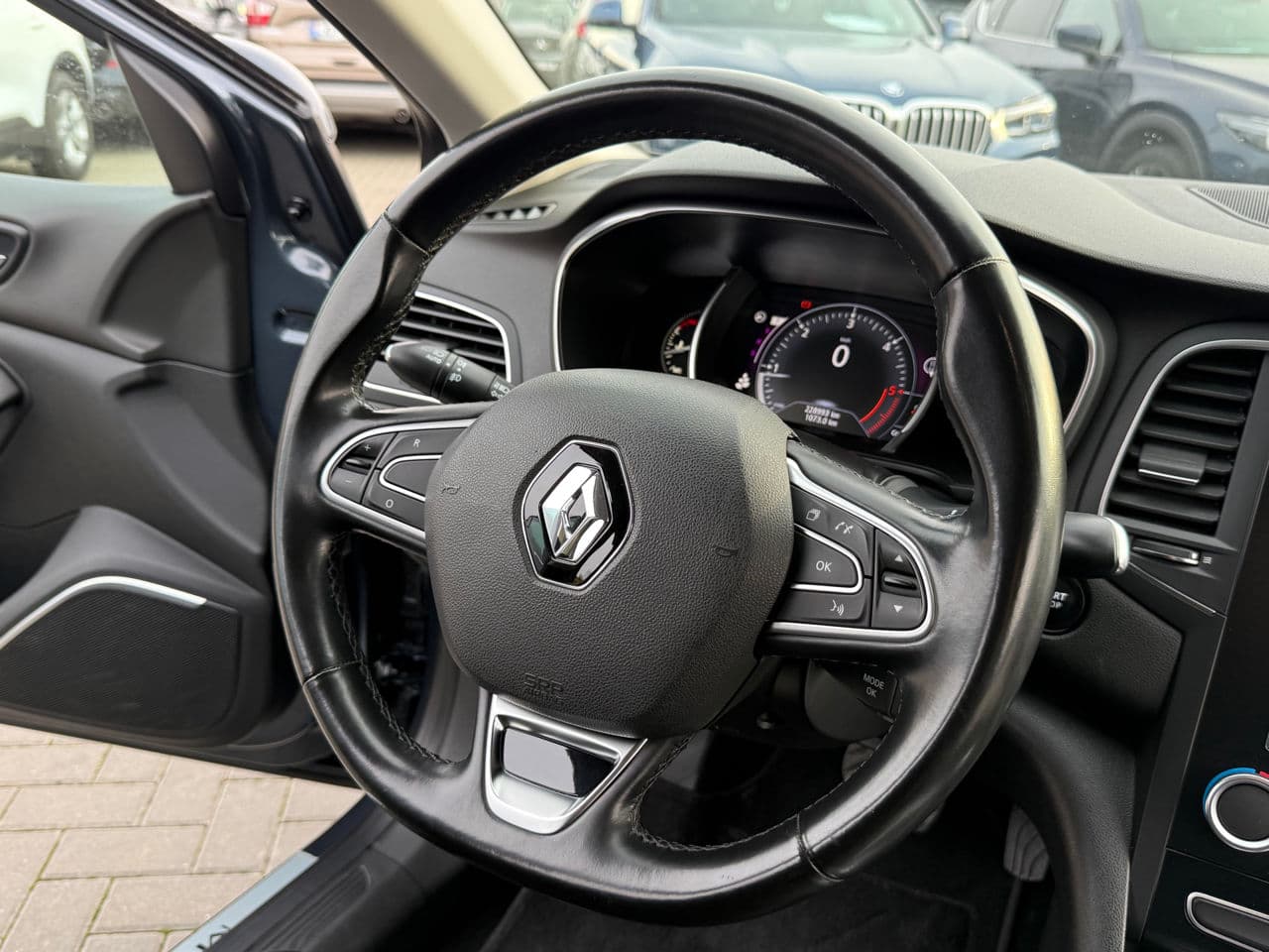 Renault Megane 2017 — Миниатюра 7