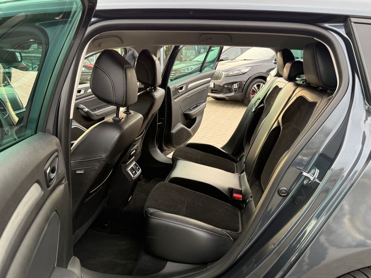 Renault Megane 2017 — Миниатюра 15