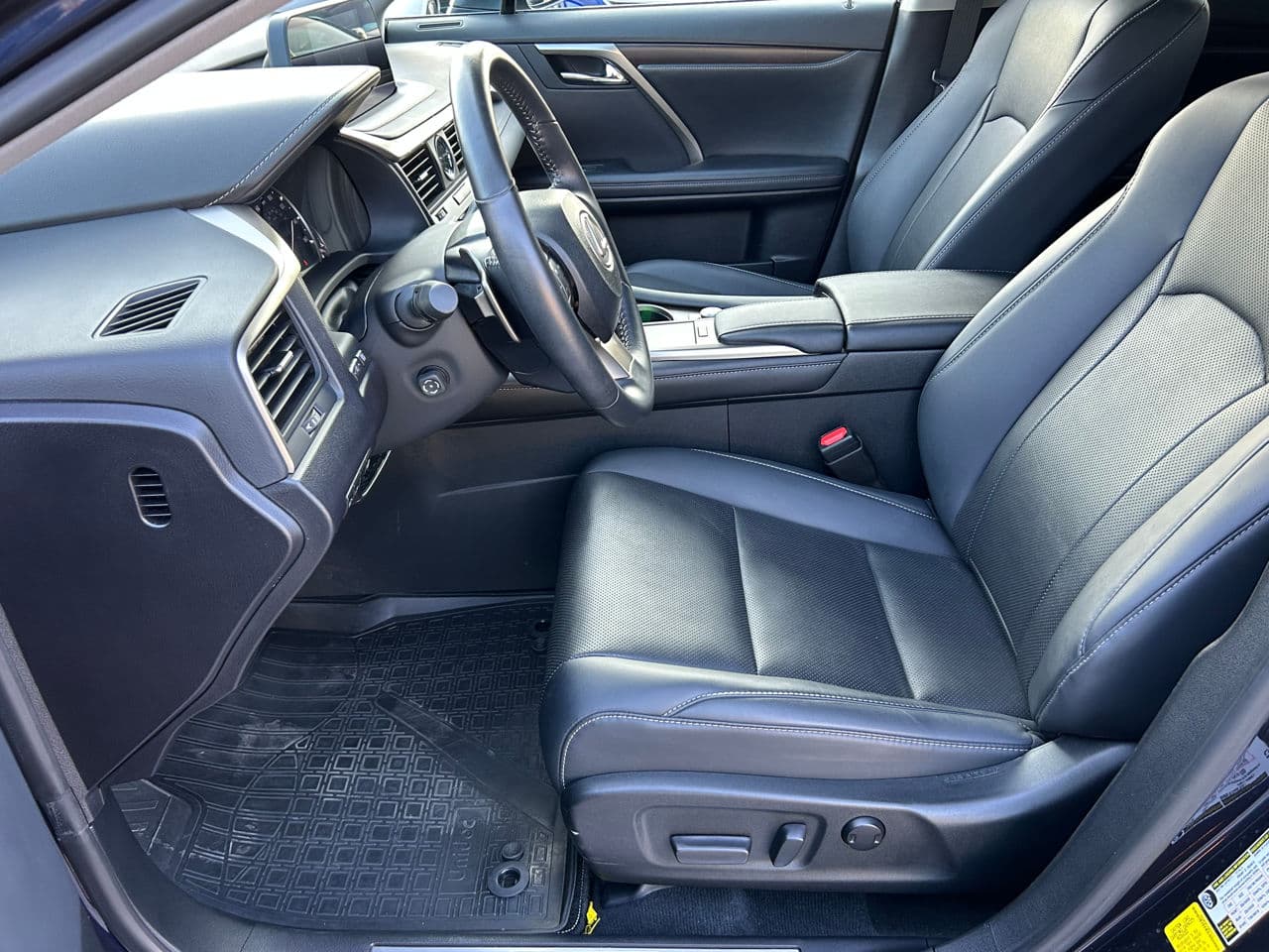 Lexus RX 450h 2021 — Миниатюра 9