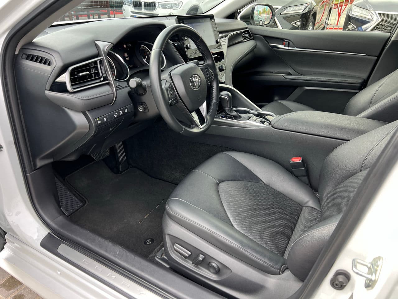 Toyota Camry 2022 — Миниатюра 7