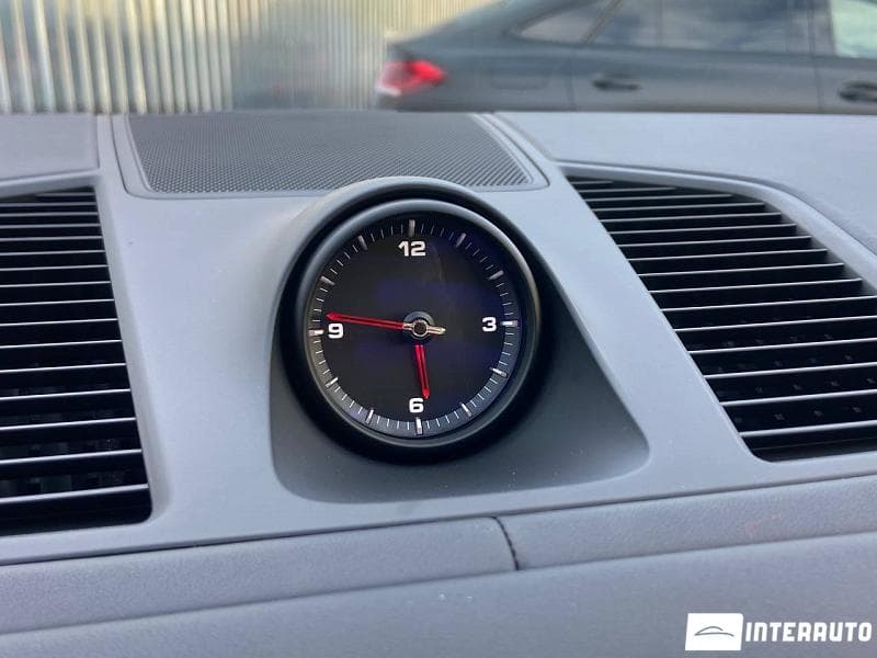Porsche Cayenne 2023 — Миниатюра 10