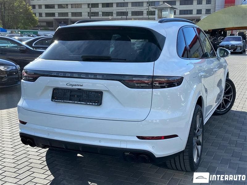 Porsche Cayenne 2023 — Миниатюра 4