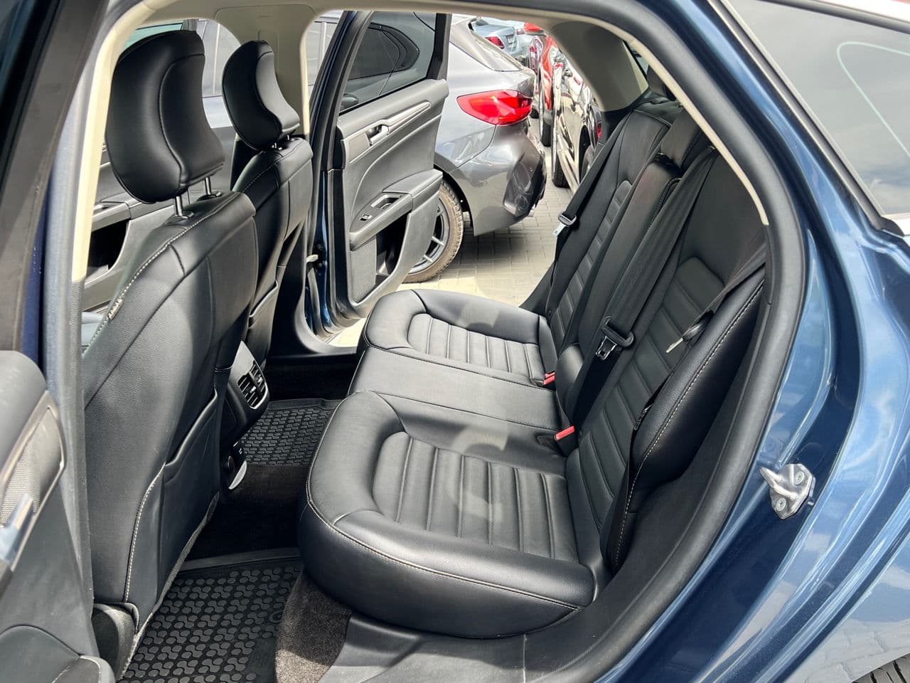 Ford Fusion 2018 — Миниатюра 6