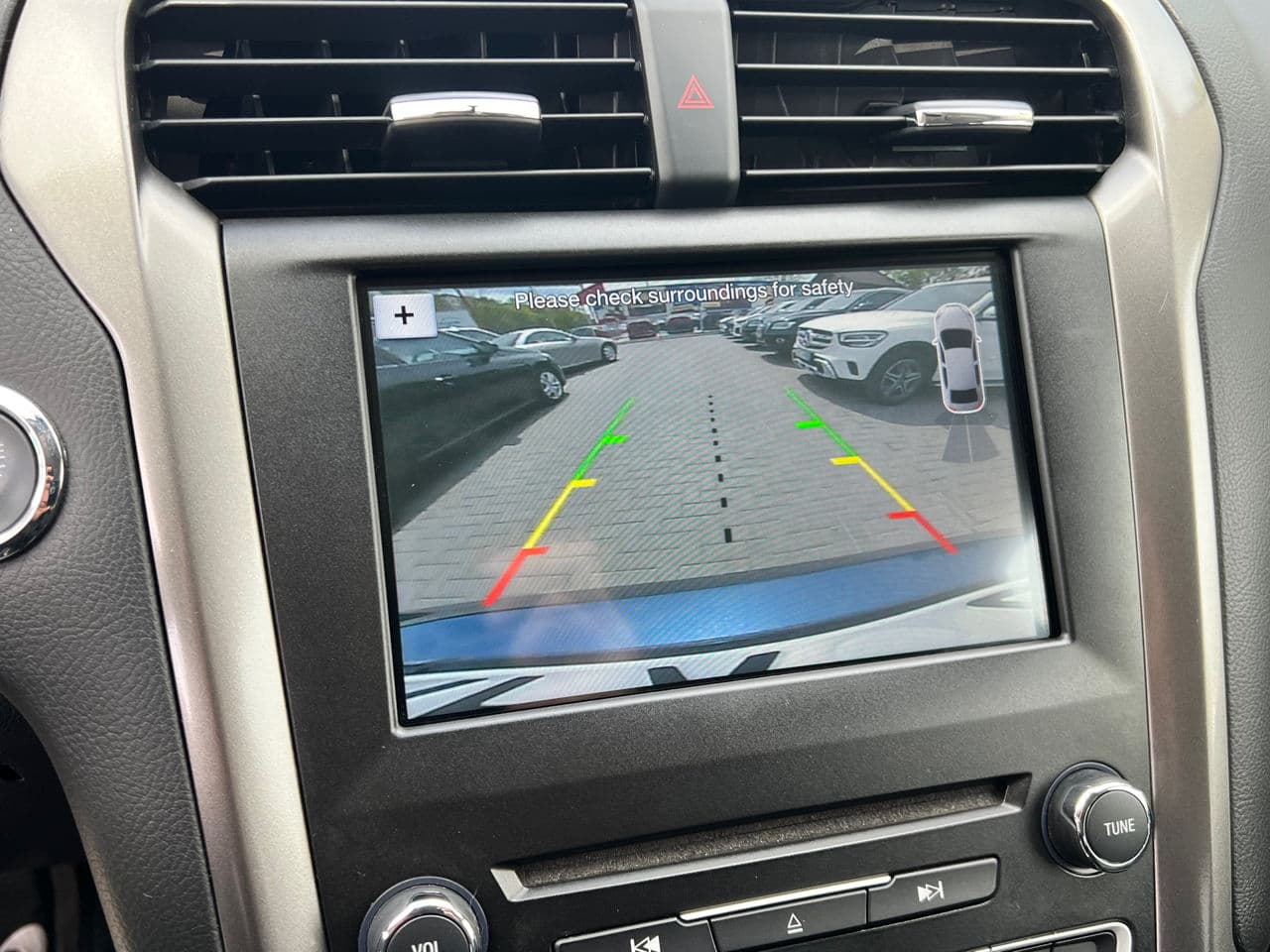 Ford Fusion 2018 — Миниатюра 11