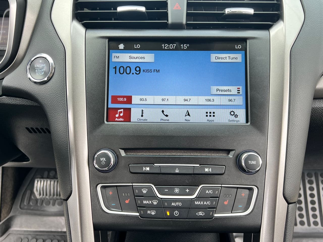 Ford Fusion 2018 — Миниатюра 10
