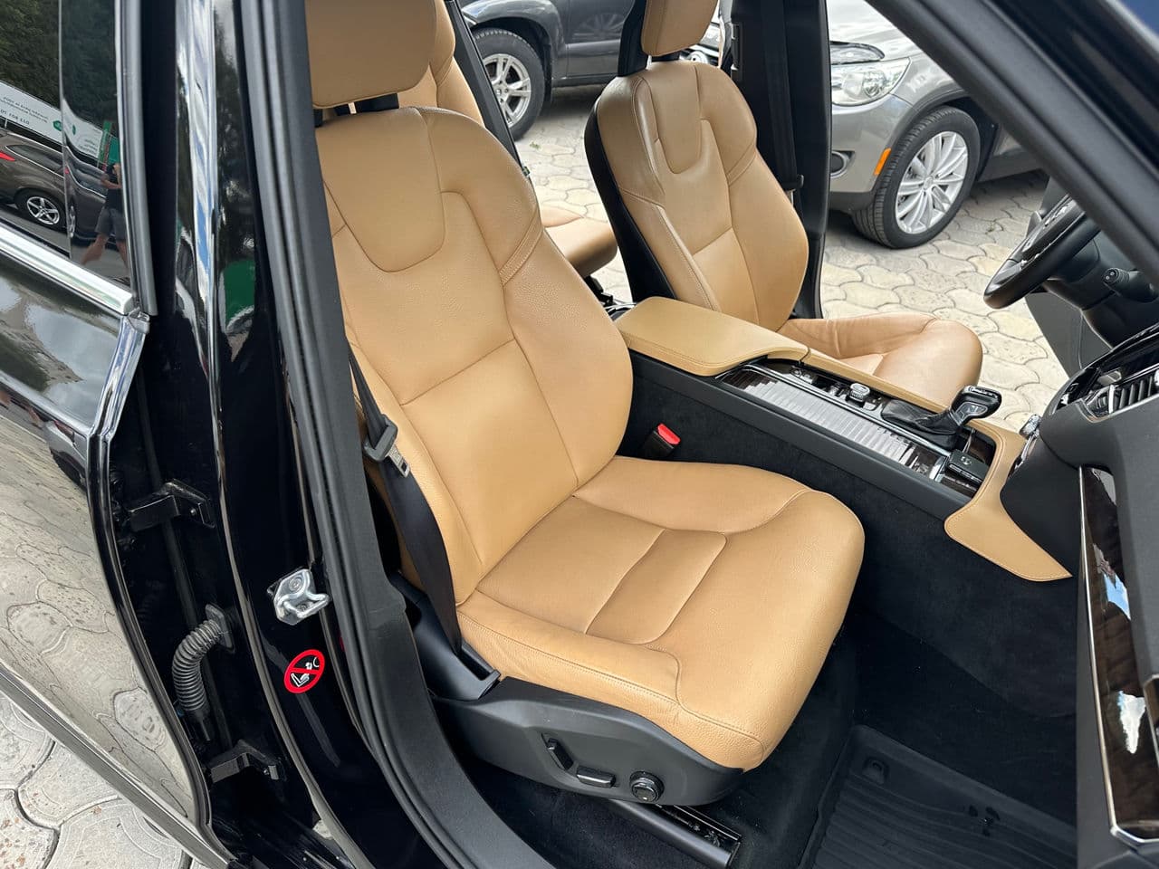 Volvo XC 90 2016 — Миниатюра 18