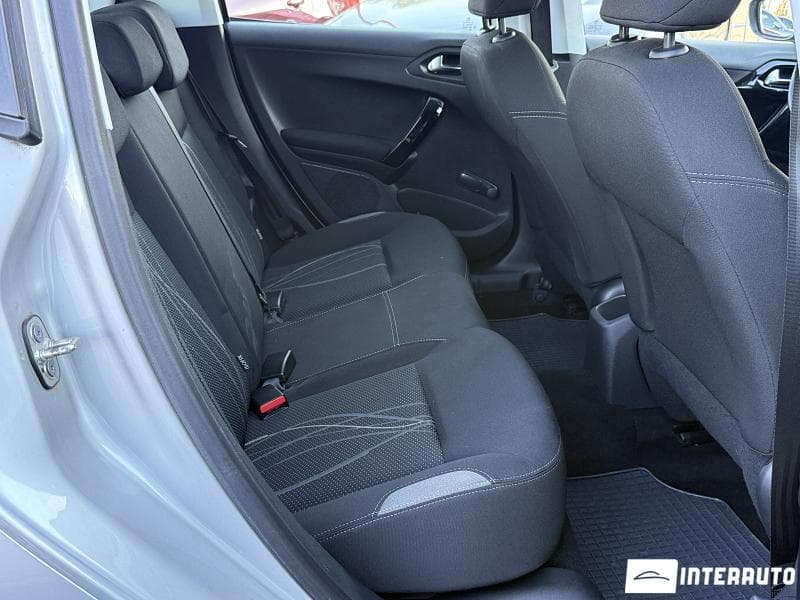 Peugeot 208 2015 — Миниатюра 15