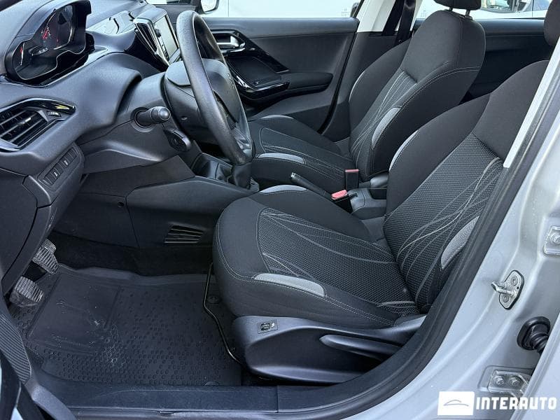 Peugeot 208 2015 — Миниатюра 5