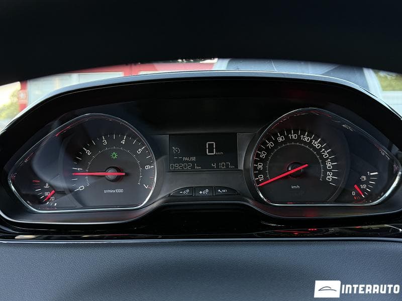Peugeot 208 2015 — Миниатюра 9