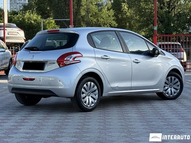 Peugeot 208 2015 — Миниатюра 2