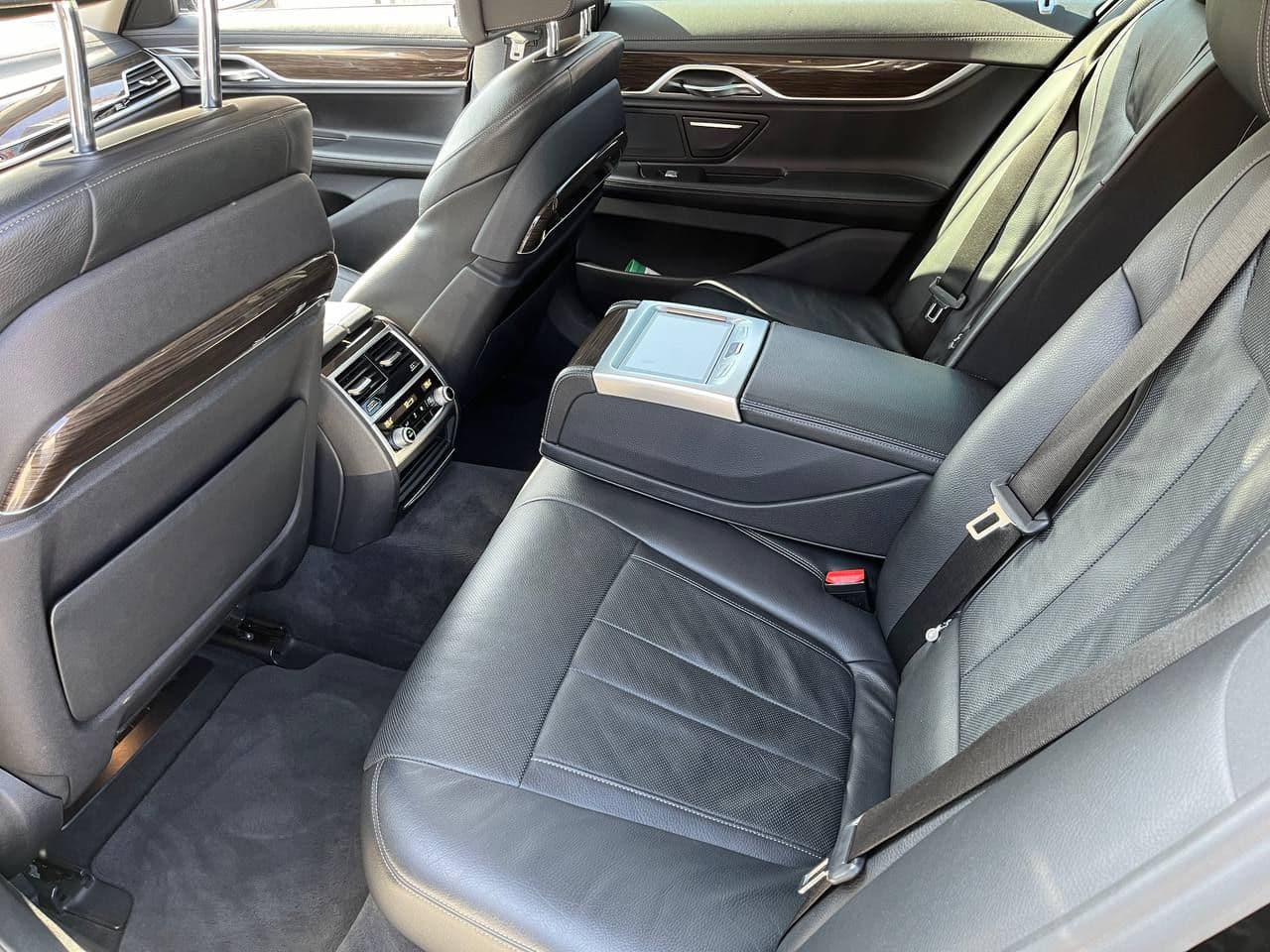 BMW 730 2018 — Миниатюра 19