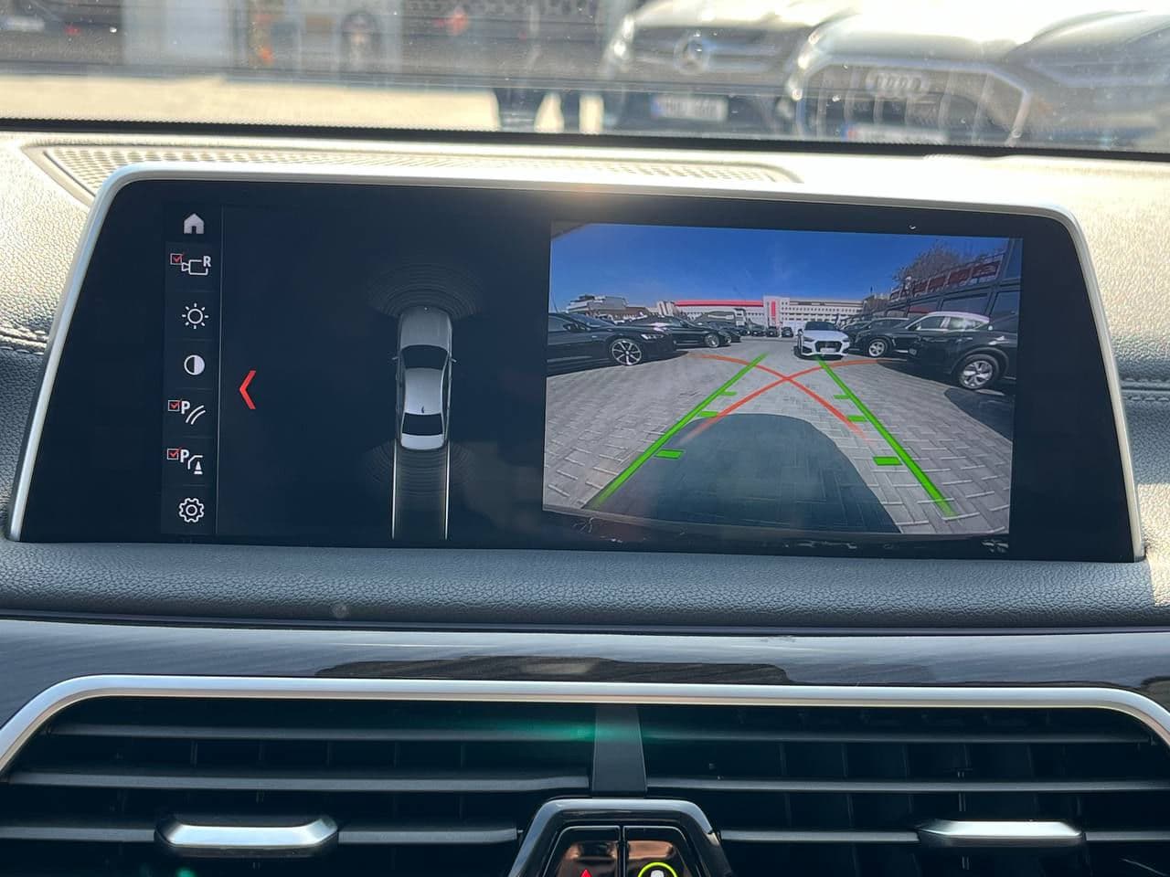 BMW 730 2018 — Миниатюра 11