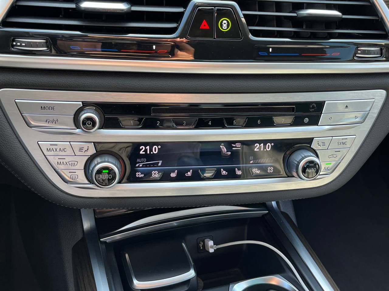 BMW 730 2018 — Миниатюра 13