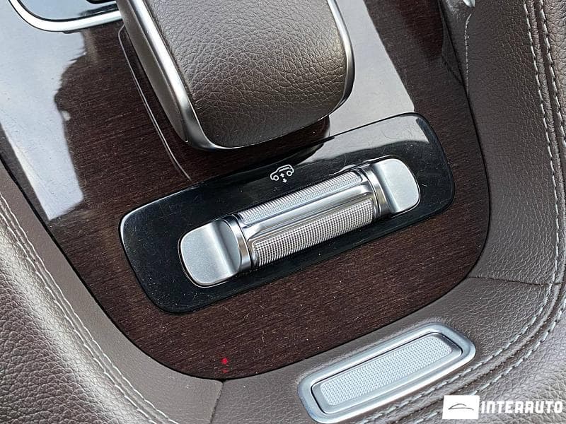 Mercedes GLE 300d 2019 — Миниатюра 16