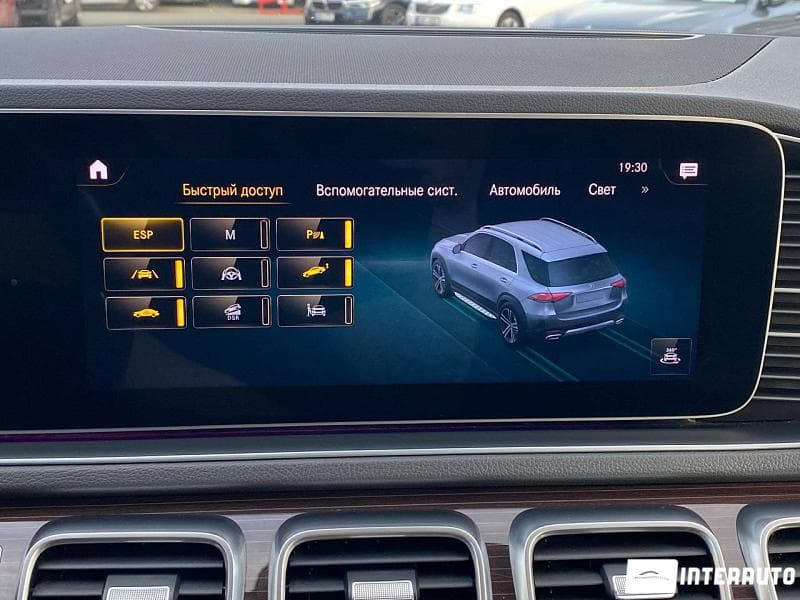 Mercedes GLE 300d 2019 — Миниатюра 12
