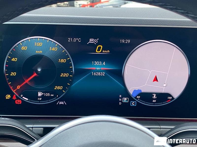 Mercedes GLE 300d 2019 — Миниатюра 9